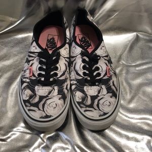Black and white rose Vans